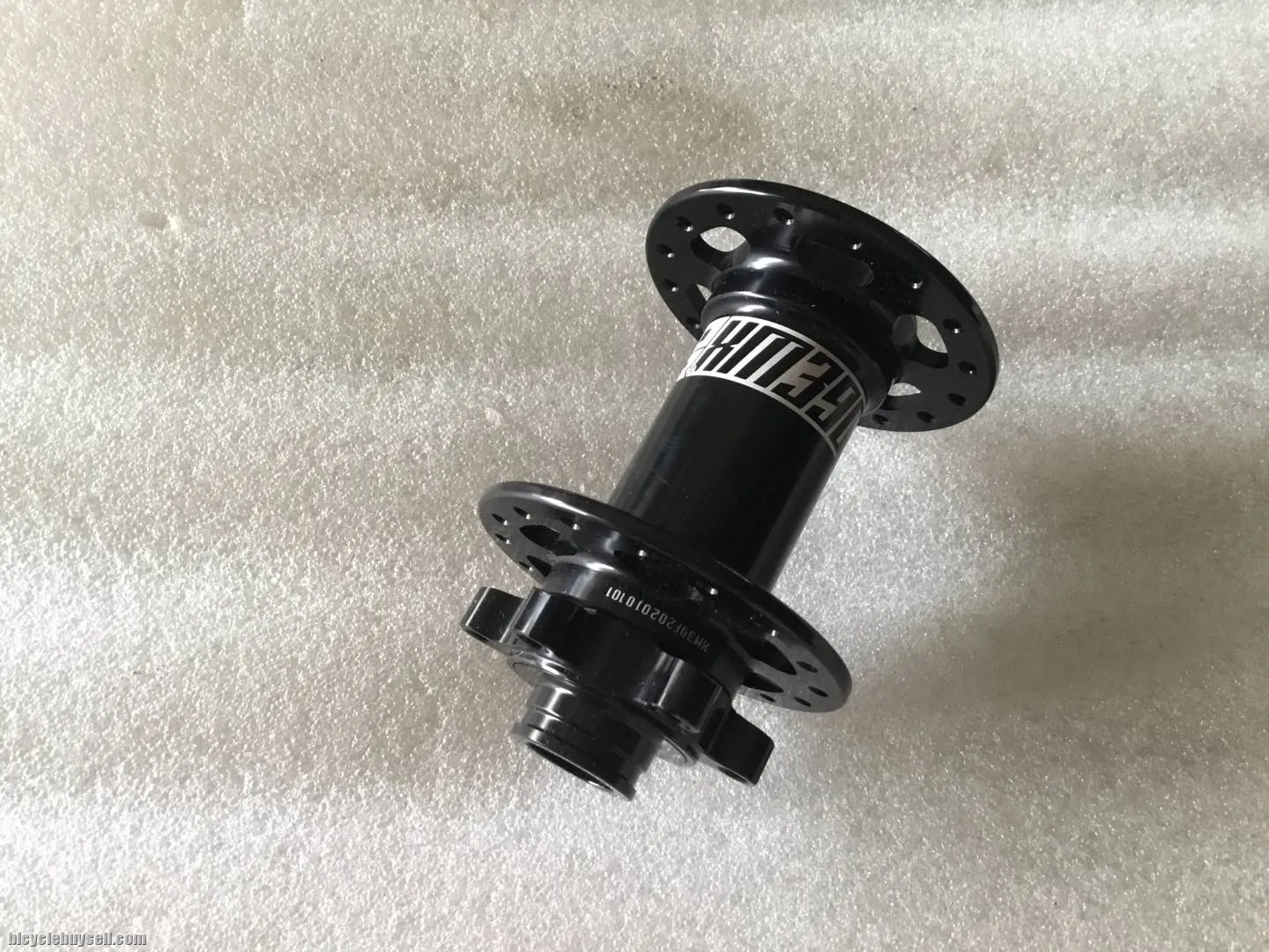 Koozer XM390 Pro Front Hubs 15x100mm  @ free pos