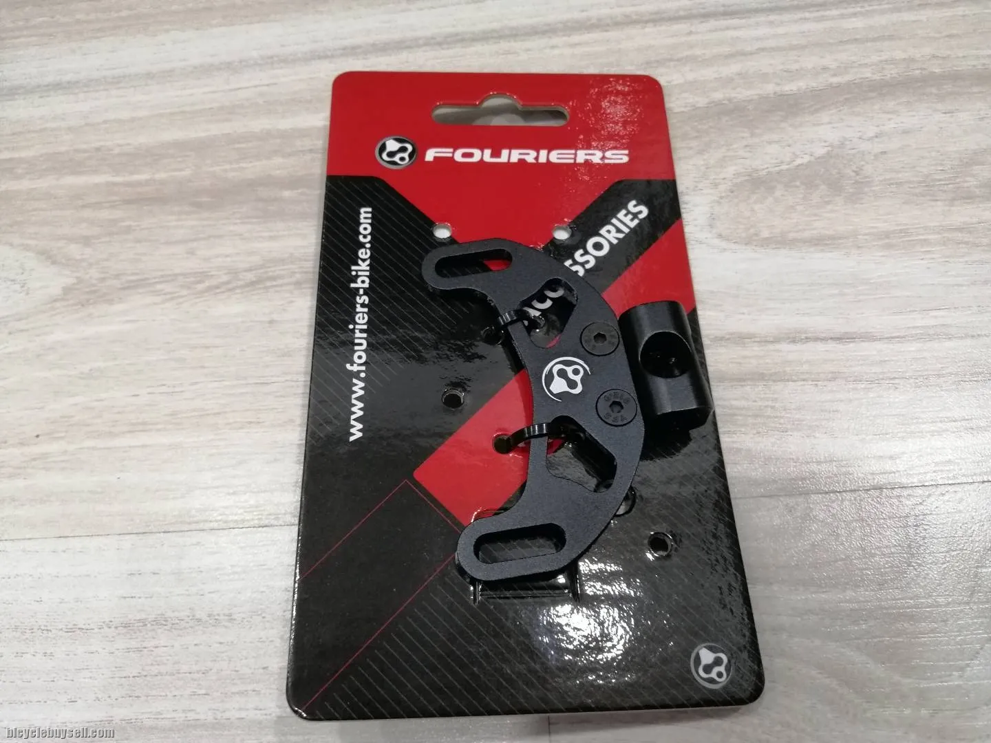 Fouriers CO2 Mount For Water Bottle Cage