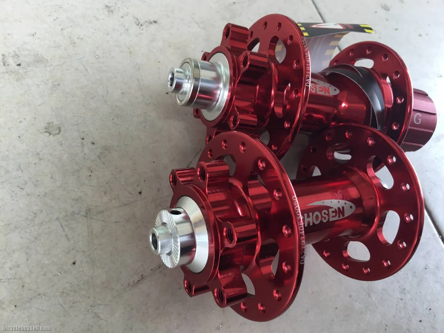 Chosen 8256 Light Performance MTB Hub 32H - free courier