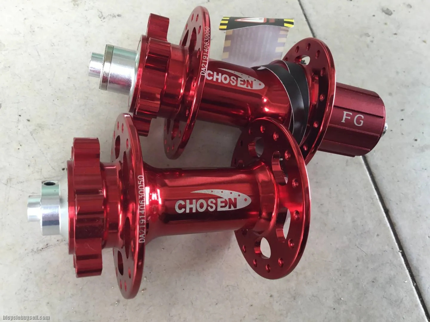 Chosen 8256 Light Performance MTB Hub 32H - free courier