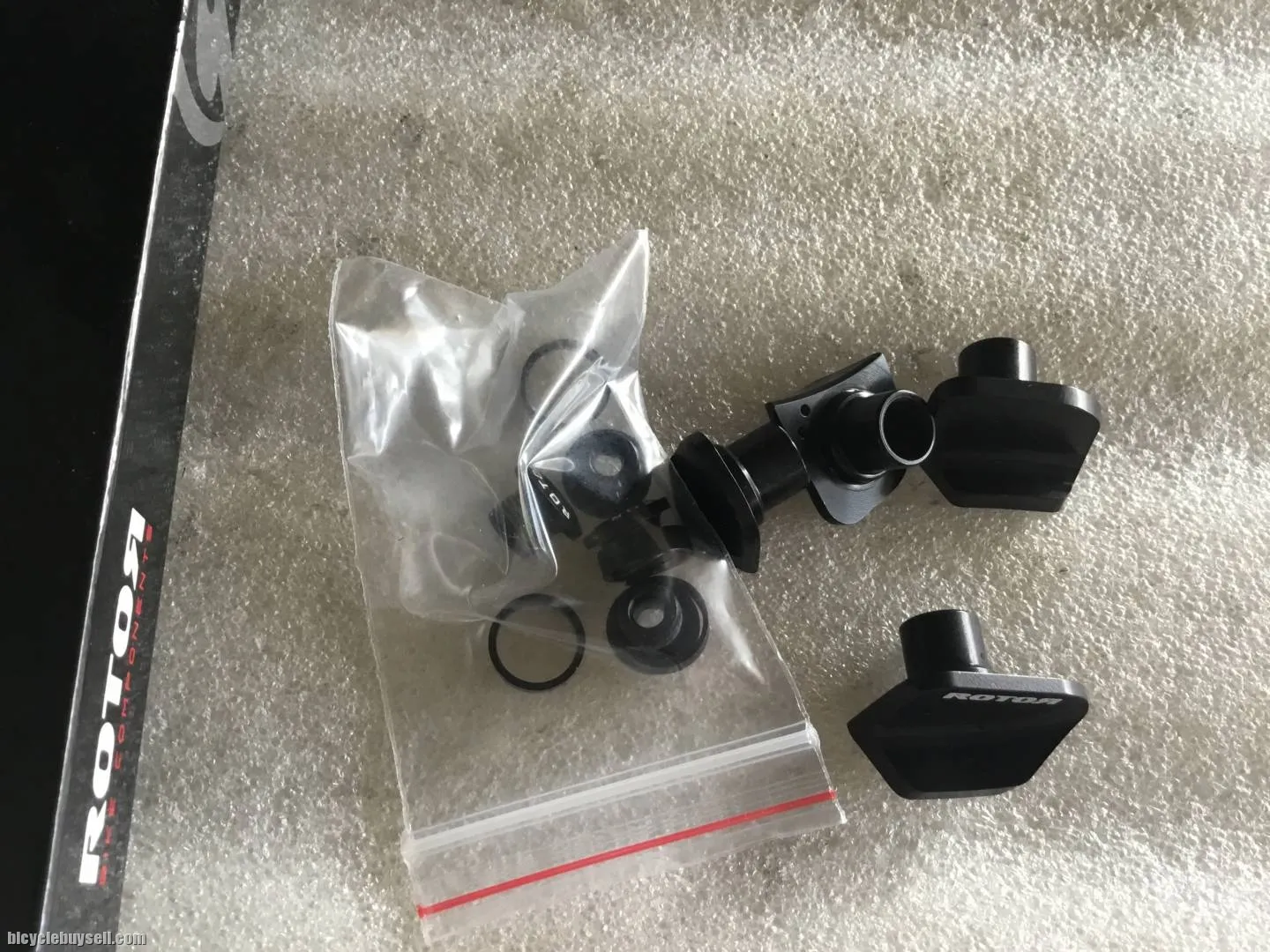 Rotor Spain Chainring Cover Bolt For R8000 @ free pos