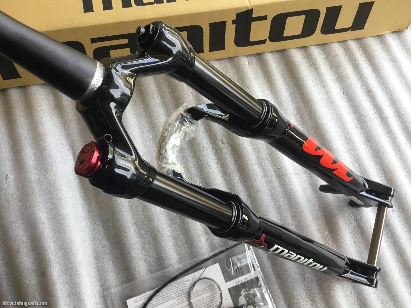 Manitou Marvel Comp 27.5 Remote AirForks | Taiwan @ free pos