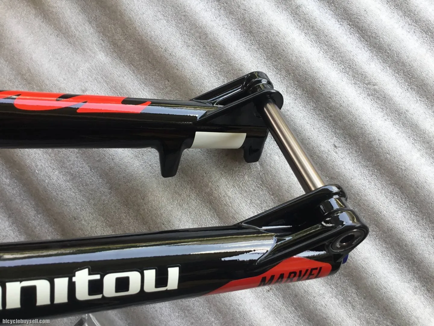 Manitou Marvel Comp 27.5 Remote AirForks | Taiwan @ free pos