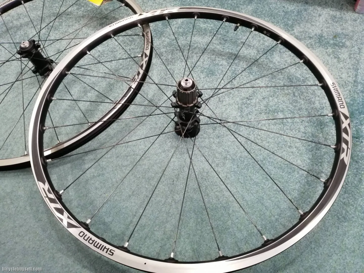 Shimano XTR WH- M985 26" 11 Speed Wheel Set