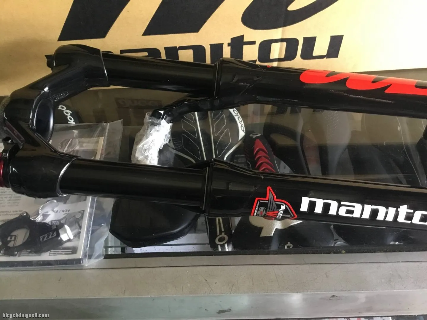 Manitou Marvel Comp Fork 27.5er Remote / Taiwan (free pos w.m)