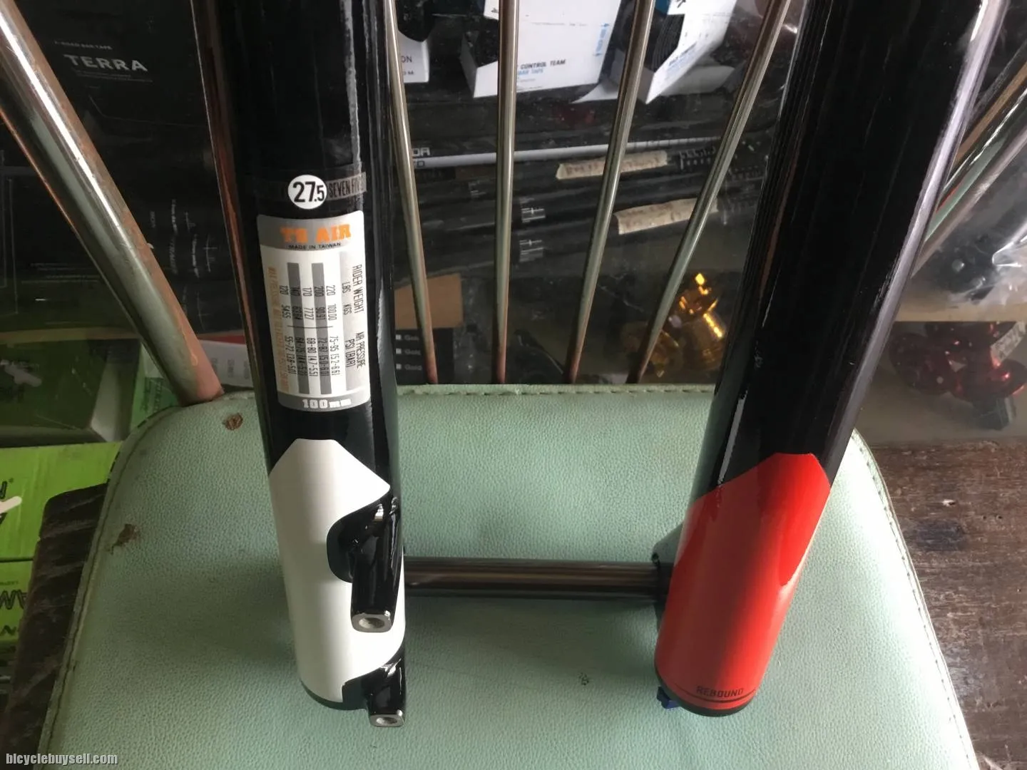 Manitou Marvel Comp Fork 27.5er Remote / Taiwan (free pos w.m)