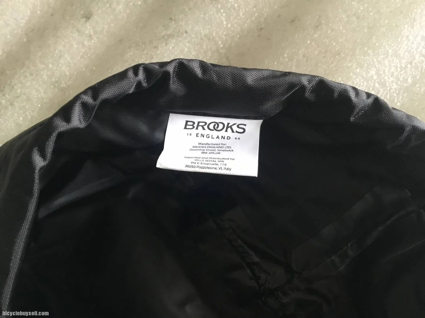 Brooks England Saddles Rain Cover @ free pos