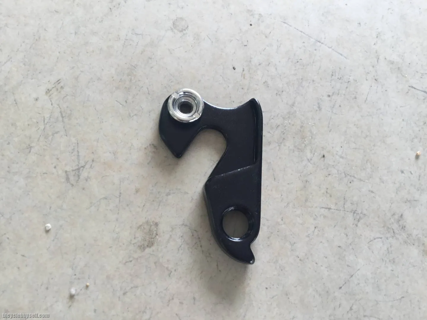 Canyon No.33 Rear Deraileur Hanger -- free courier