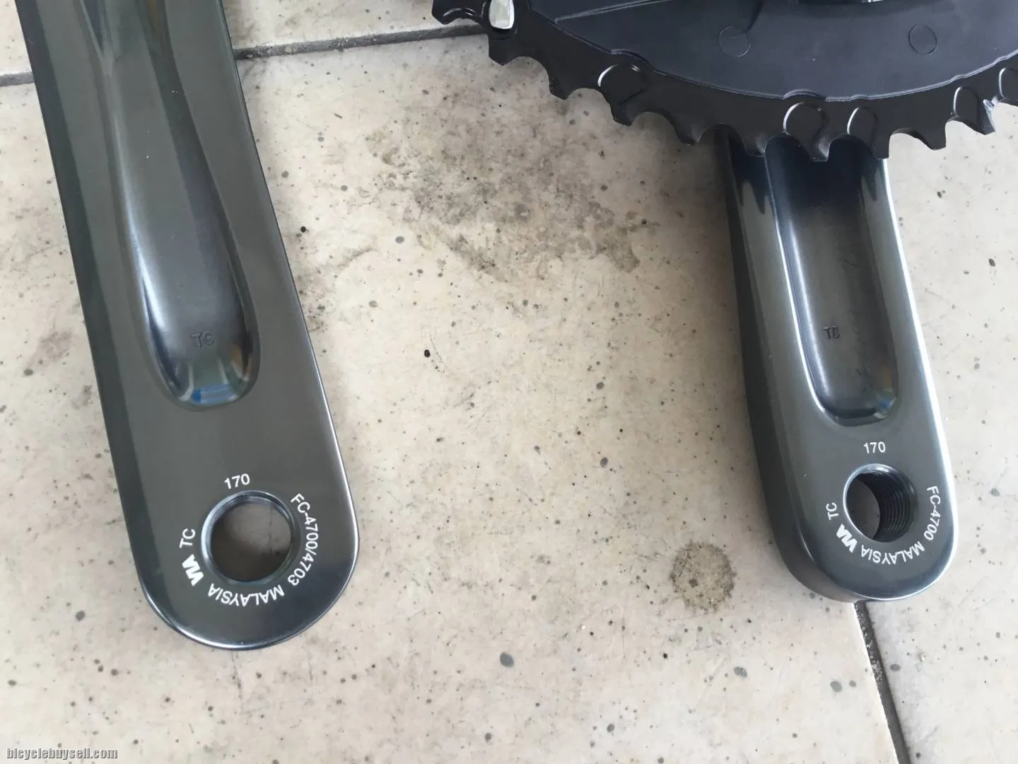 Shimano Tiagra Crankset 52/36T  --  free courier