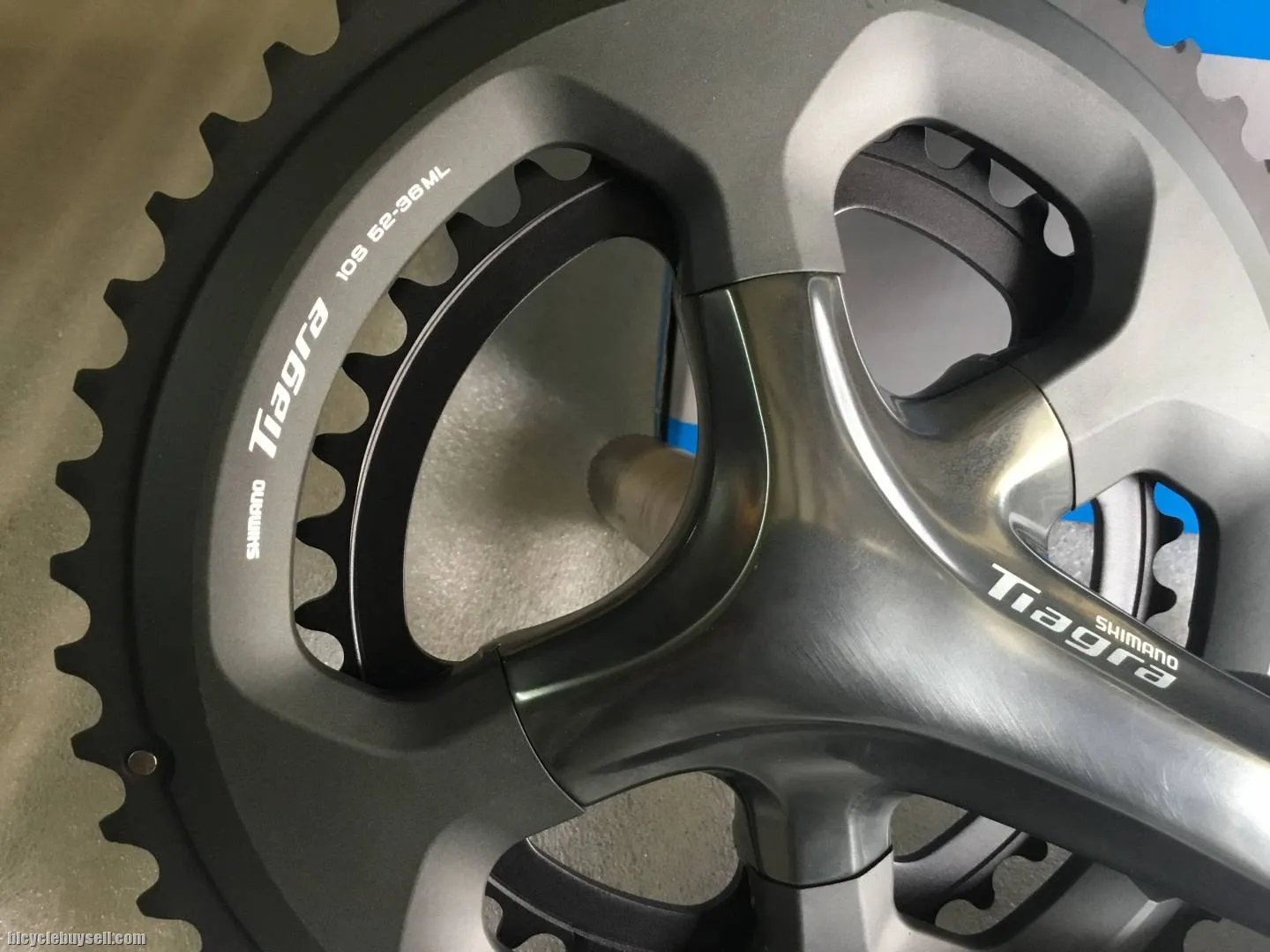 Shimano Tiagra Road Crankset 52/36T | Japan @ free pos