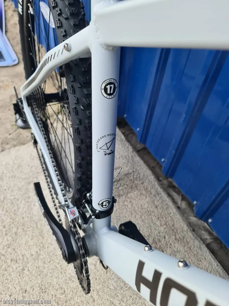 TRS Horizon 27.5er (3x9 Speeds Shimano Acera) Brand New !!!
