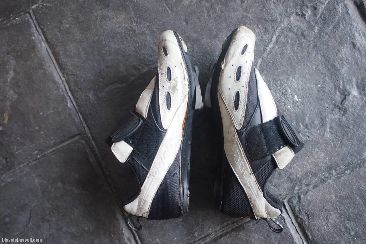 DHB cycling shoe