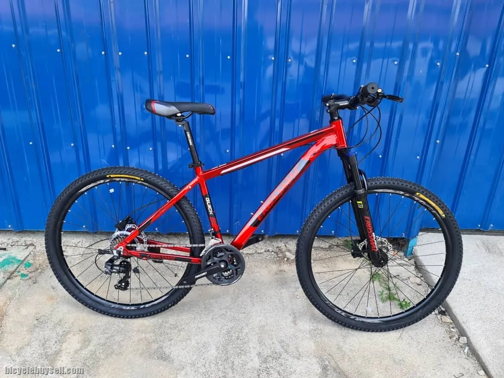 Crossmac AX500 -27.5er- (3x8 Speeds) Brand New !!!
