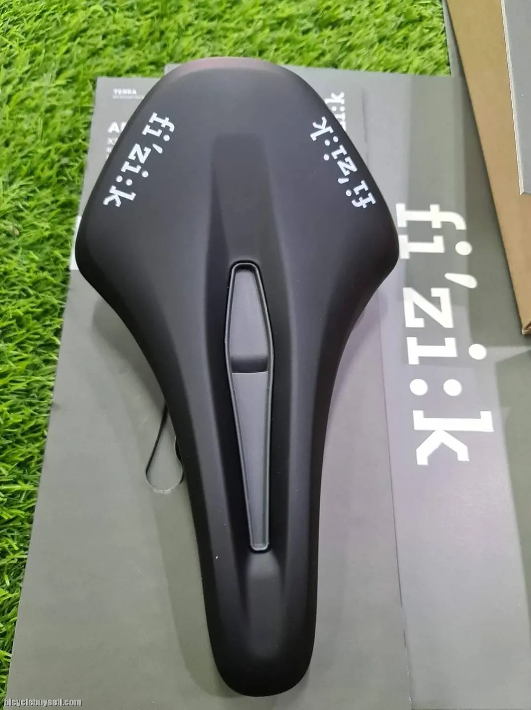 Fizik Terra Argo X5 (Brand New !!) 250 grams