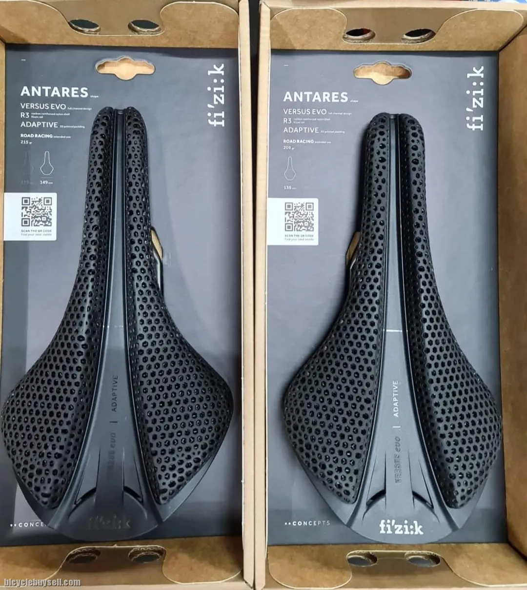 Fizik Antares Versus Evo R3 (139mm/149mm) (209gm/215gm) - Brand New !! -