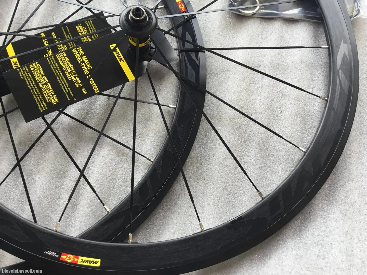 Mavic Cosmic Pro 40mm RoadWheelset | Clincher | Made in Romania @ free pos