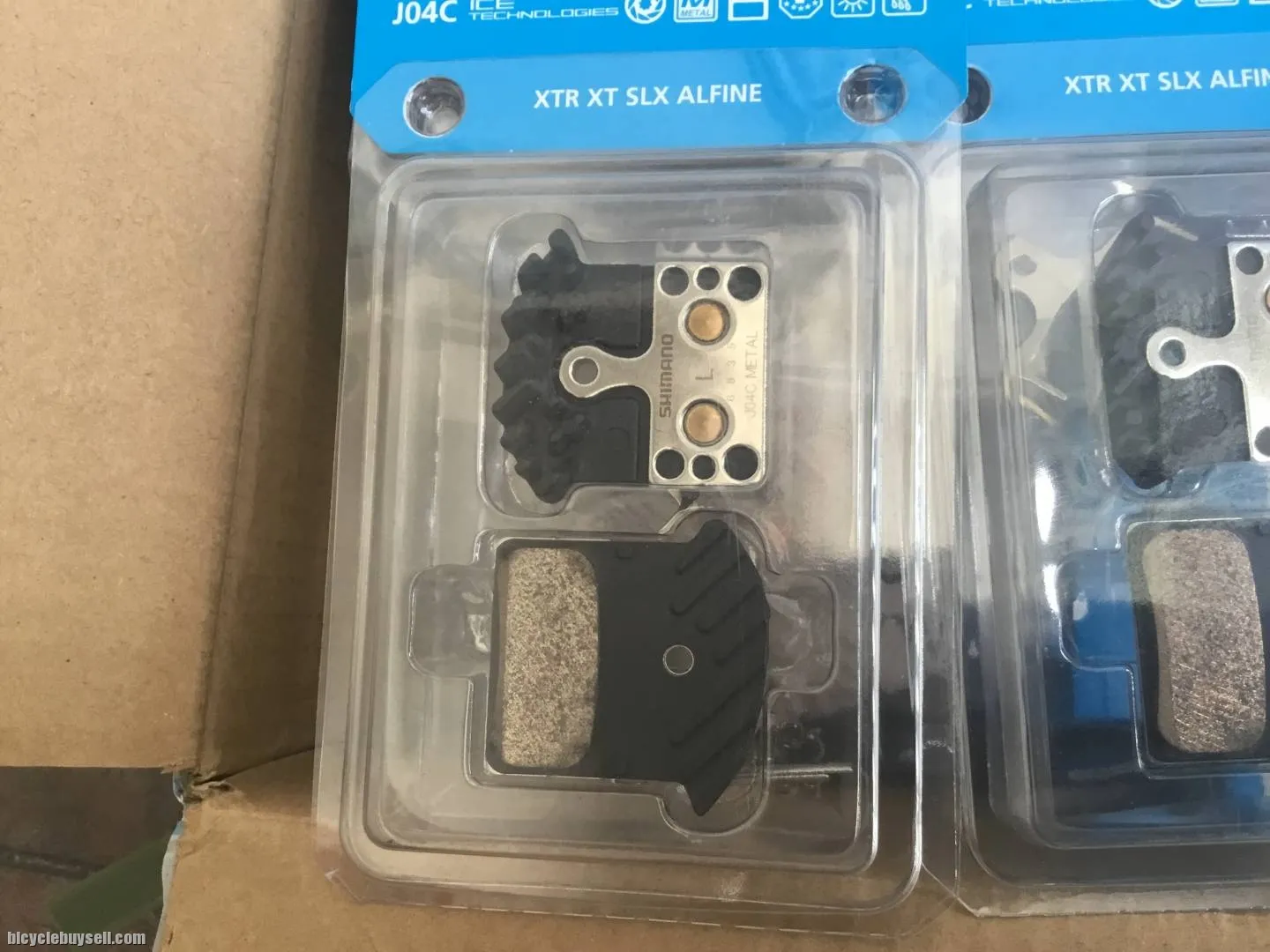 Shimano XT Cooler Metal FinPad - J04C (free pos w.m)
