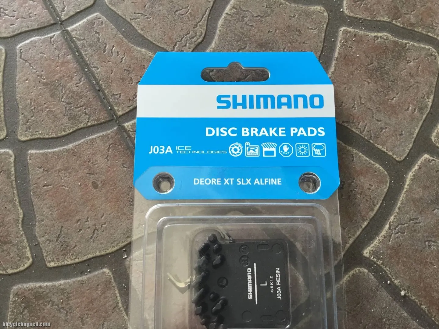 Shimano XT J03A Ice Tech Cooler Pad --  free courier