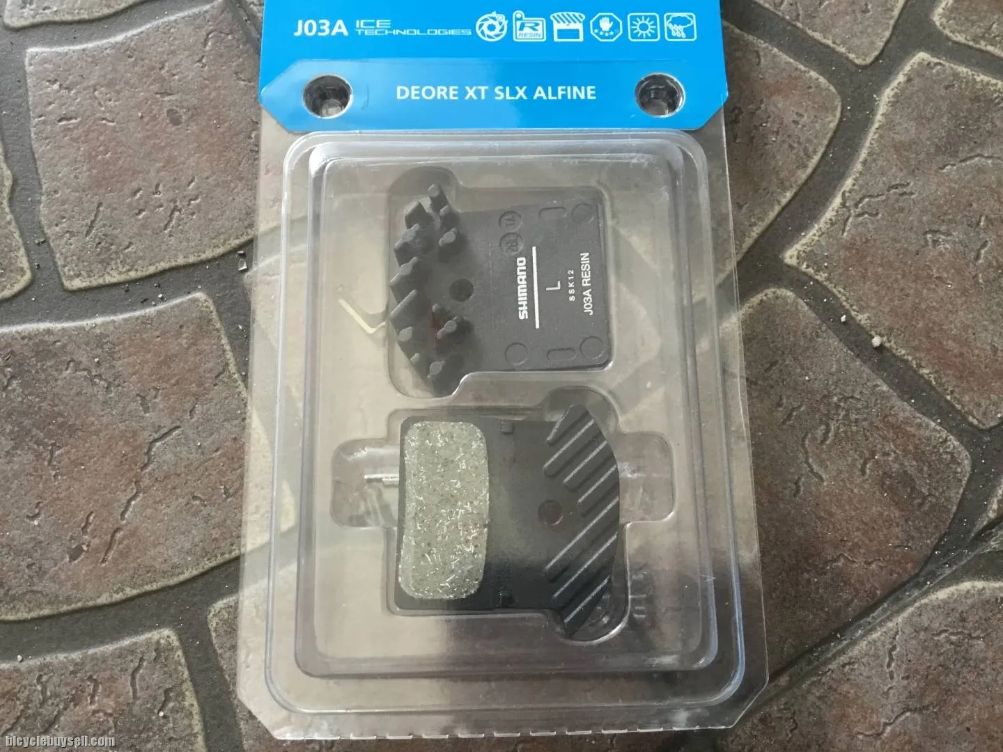 Shimano XT J03A Ice Tech Cooler Pad --  free courier