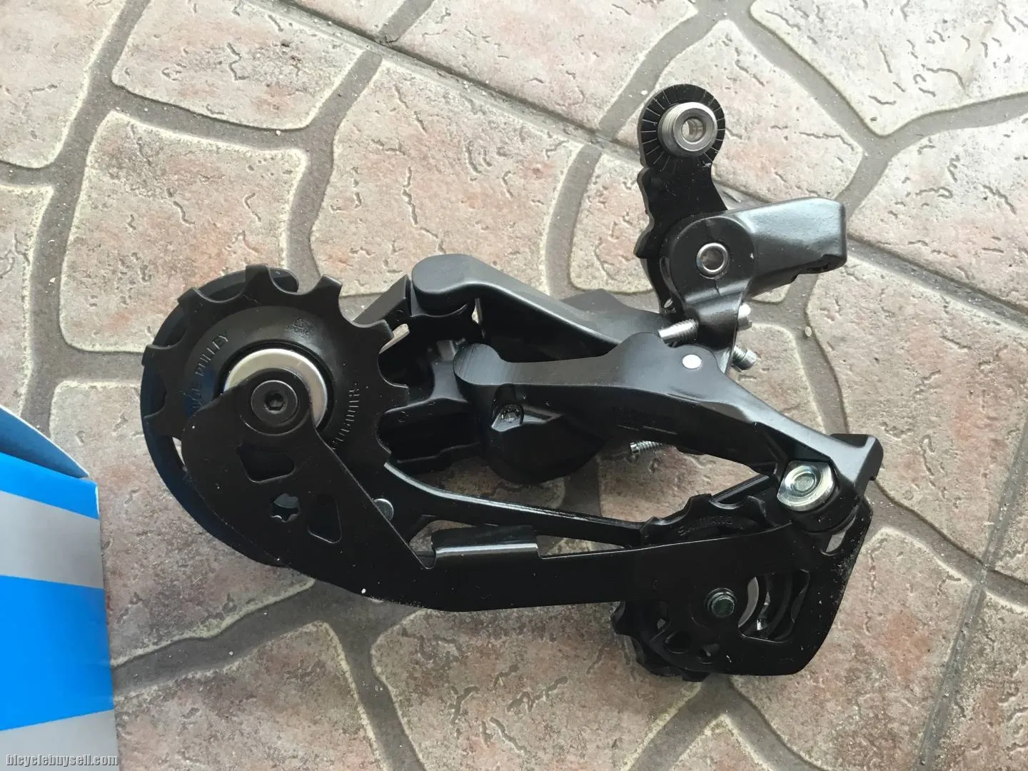 Shimano Deore M4120 RD 11/10s Compatible -- free courier