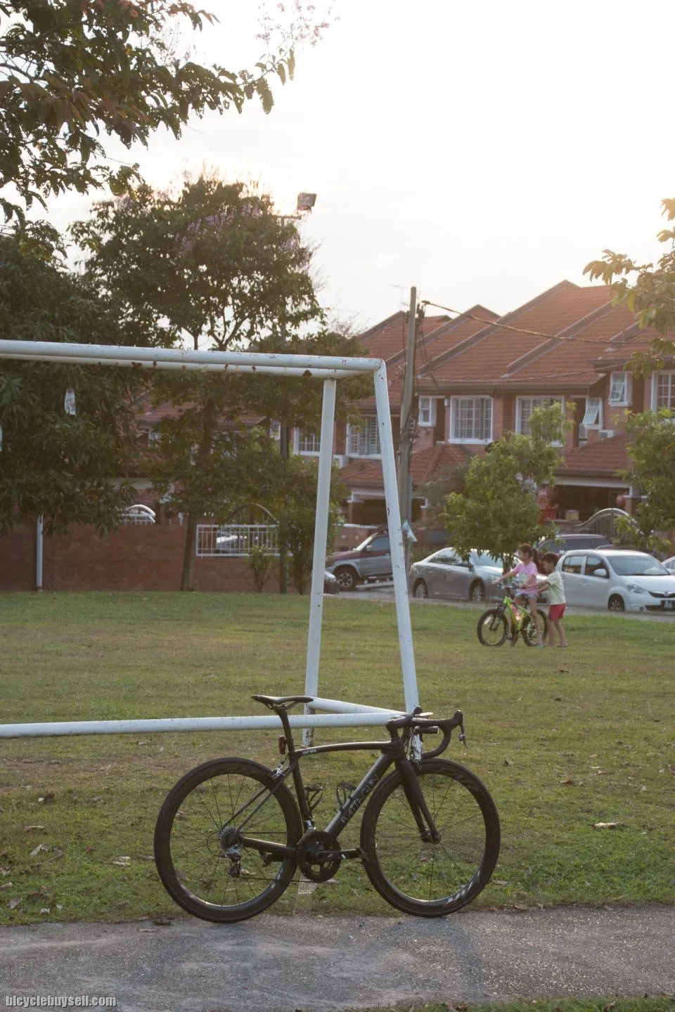 POCKETSTANd Bike photography stand
