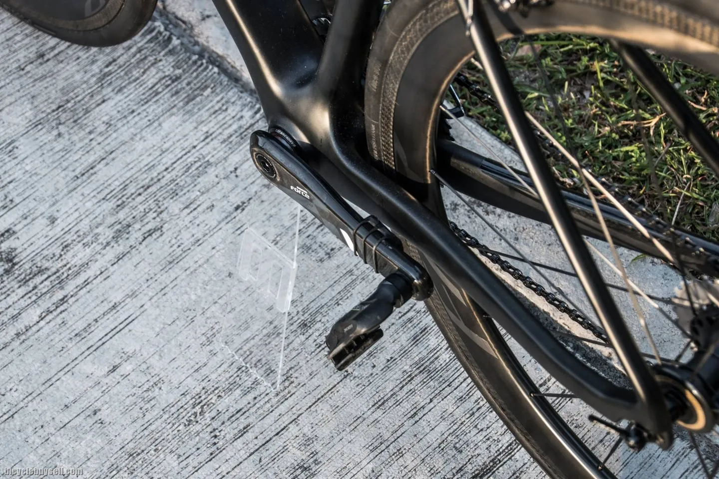 POCKETSTANd Bike photography stand