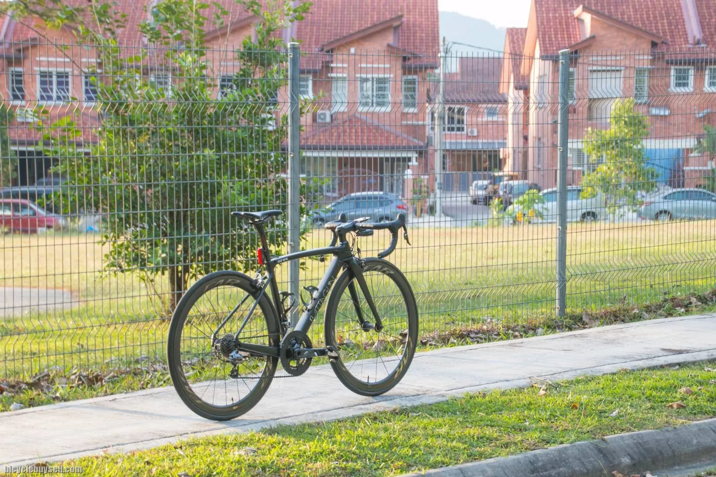 POCKETSTANd Bike photography stand