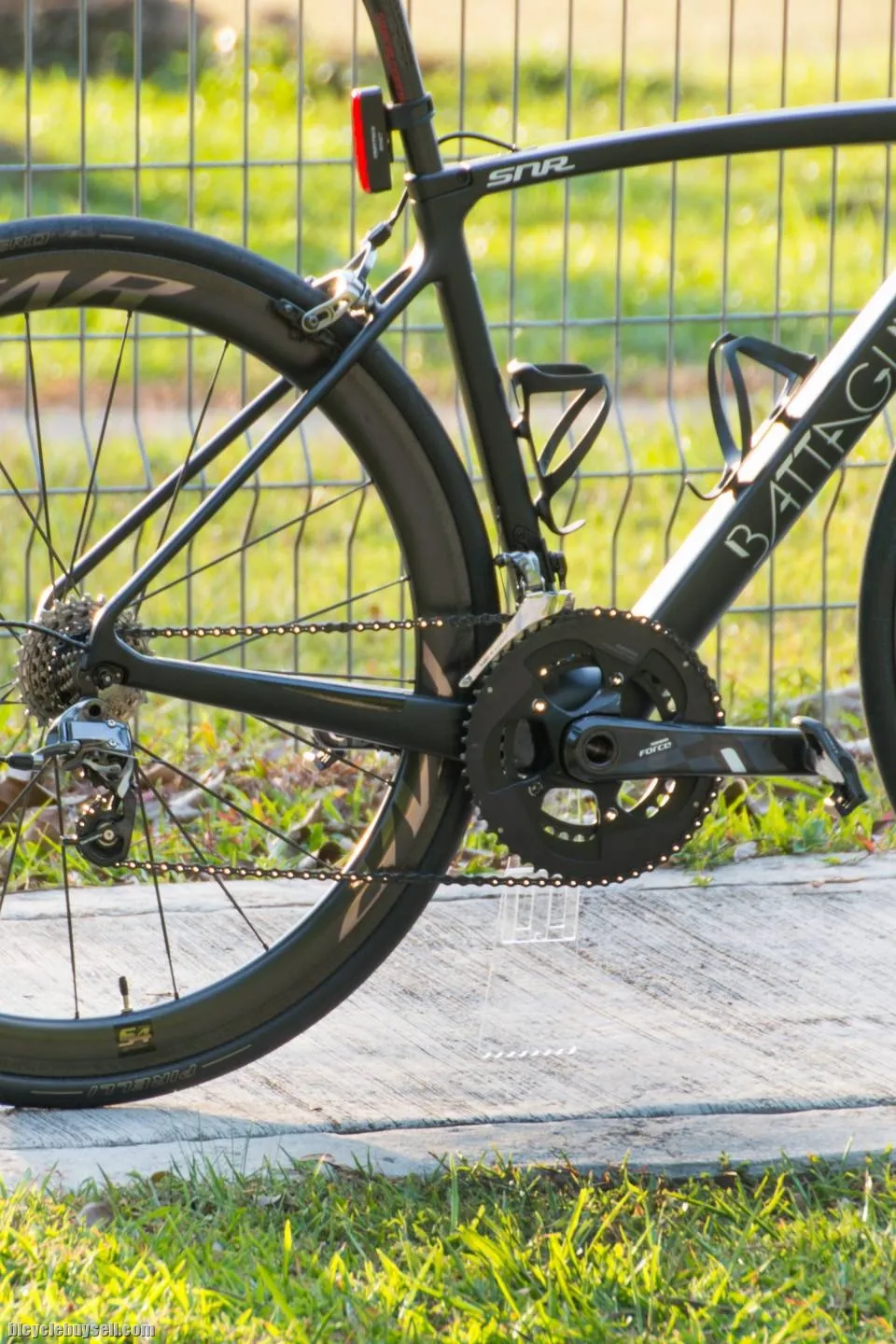 POCKETSTANd Bike photography stand