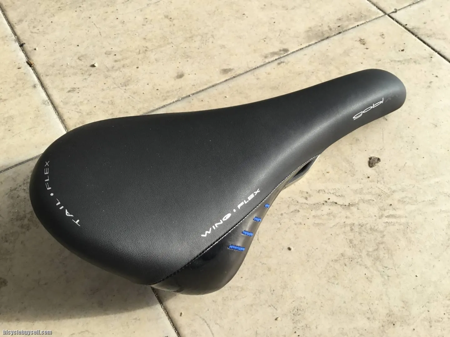 Fizik Gobi XM Wing Flex/K:IUM - Italy Handmade -- free courier