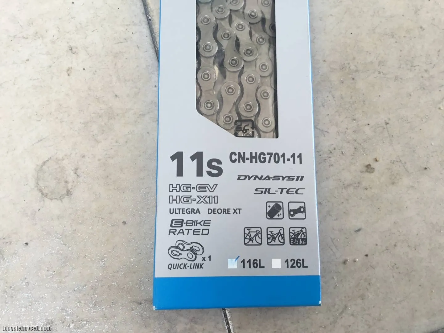 Shimano XT/Ultegra CN-HG701 Chain 11speed - Japan  -- free courier