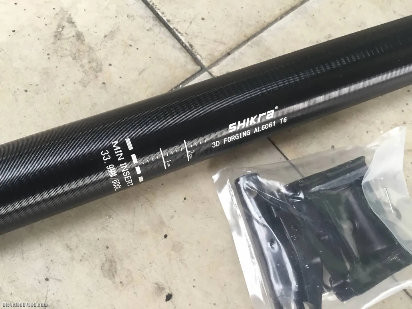 Shikra Folding CNC Seatpost 33.9/600L - free courier