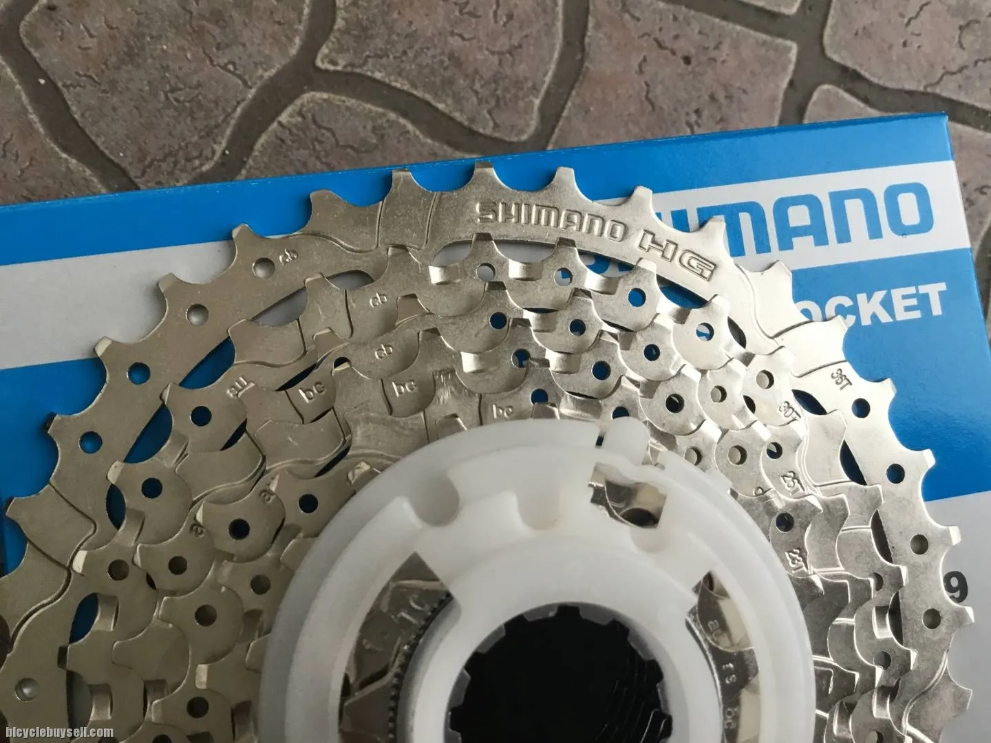 Shimano Alivio Caset 9s 11-36T - free courier