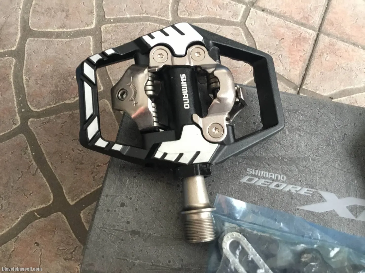 Shimano XT M8120 Clipless Pedal - Japan - free courier