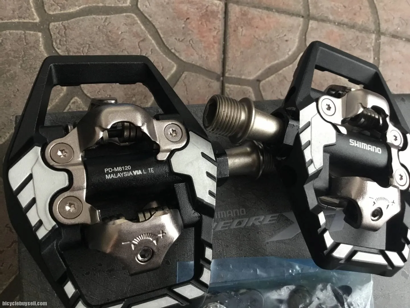 Shimano XT M8120 Clipless Pedal - Japan - free courier