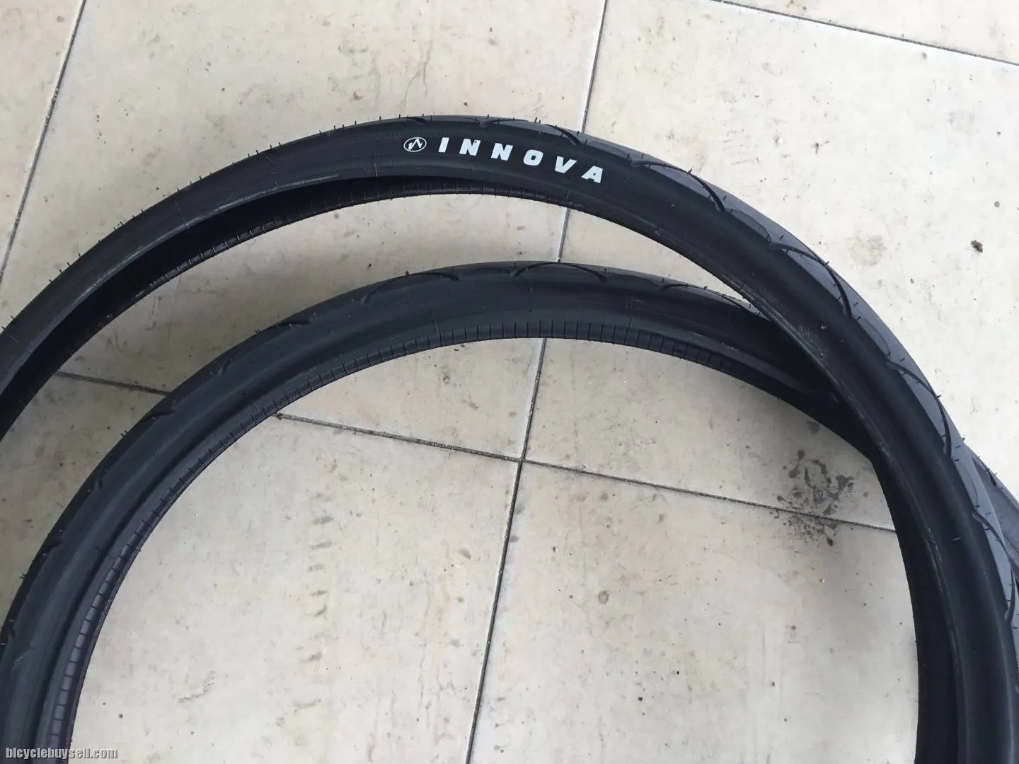 Innovo MTB Tires 26-1.5 1pair - free courier