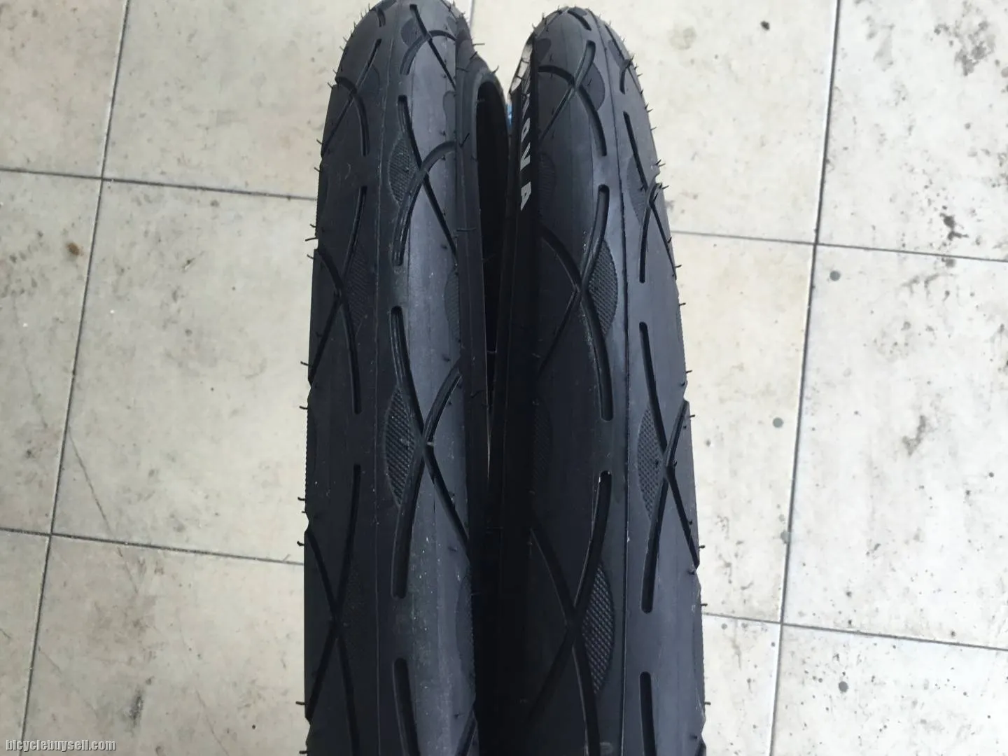 Innovo MTB Tires 26-1.5 1pair - free courier