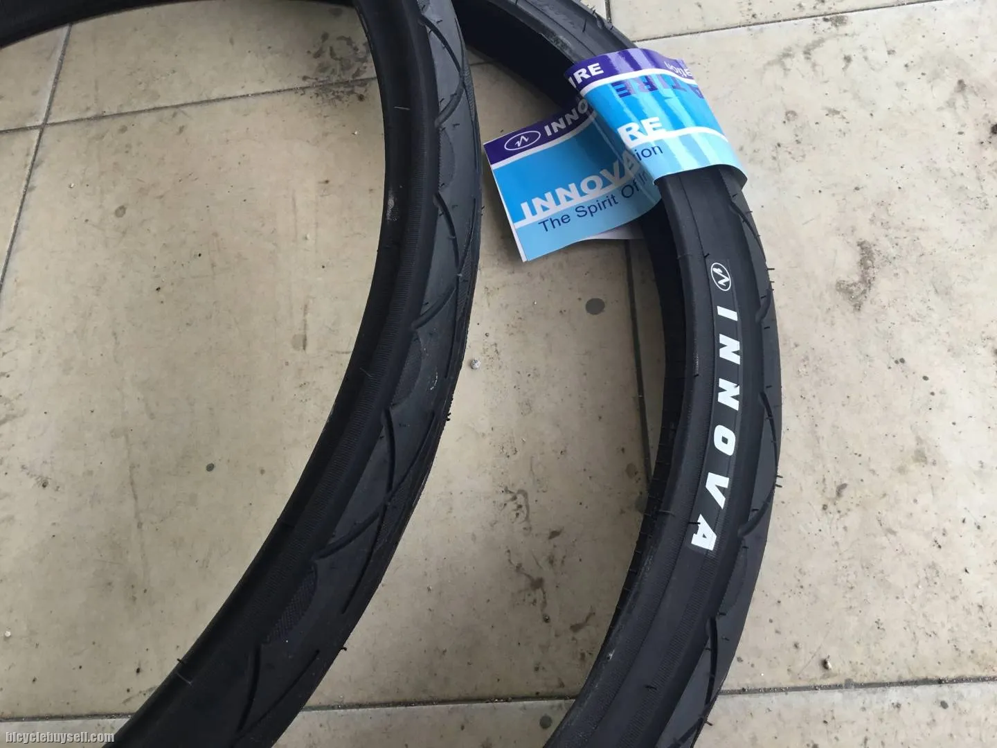 Innovo MTB Tires 26-1.5 1pair - free courier