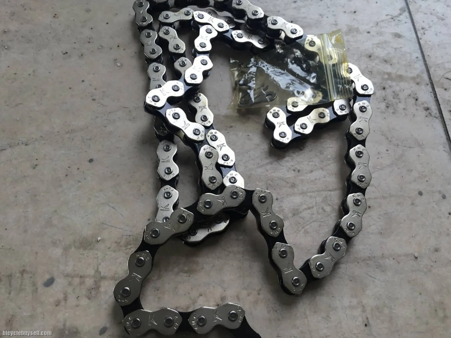 KMC K Series Single Speed Chain K1 Wide 96L - free courier