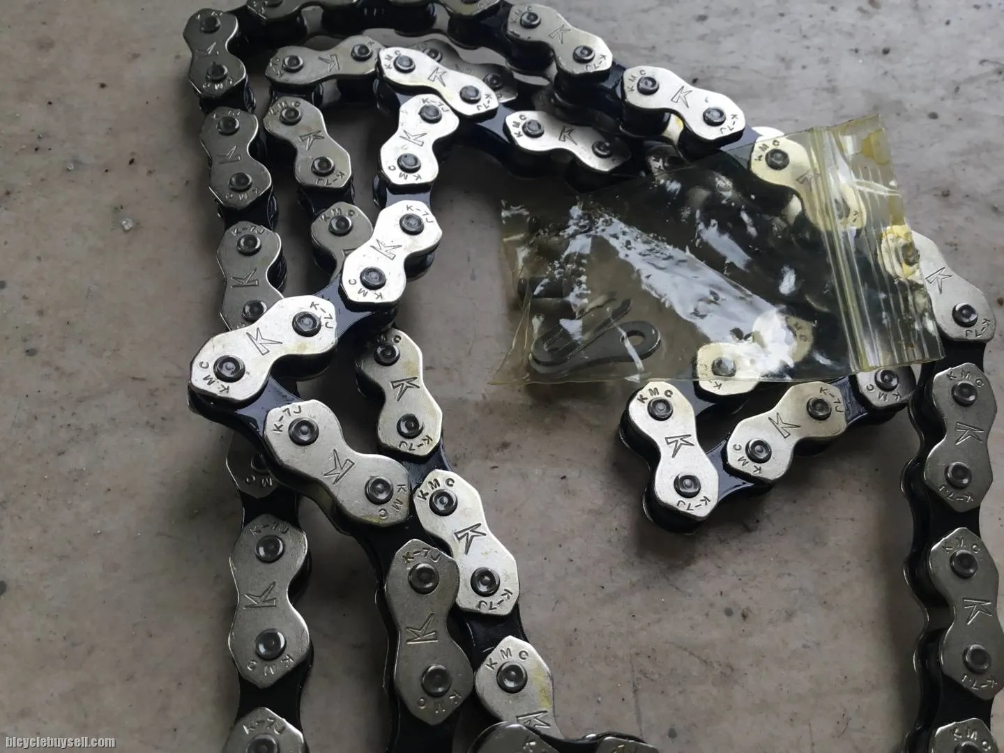 KMC K Series Single Speed Chain K1 Wide 96L - free courier