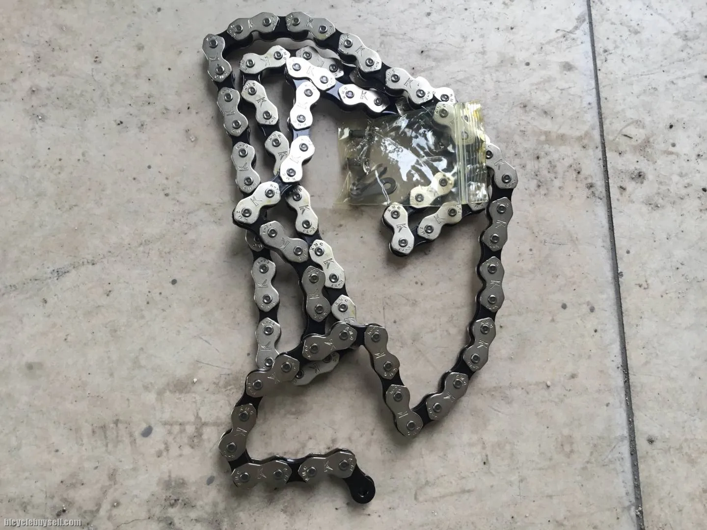 KMC K Series Single Speed Chain K1 Wide 96L - free courier