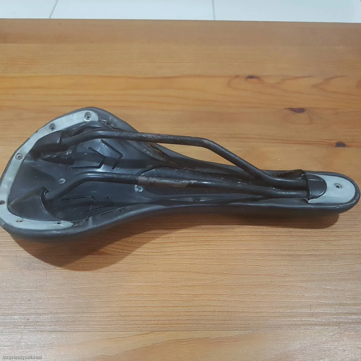 Entity Flux Saddle
