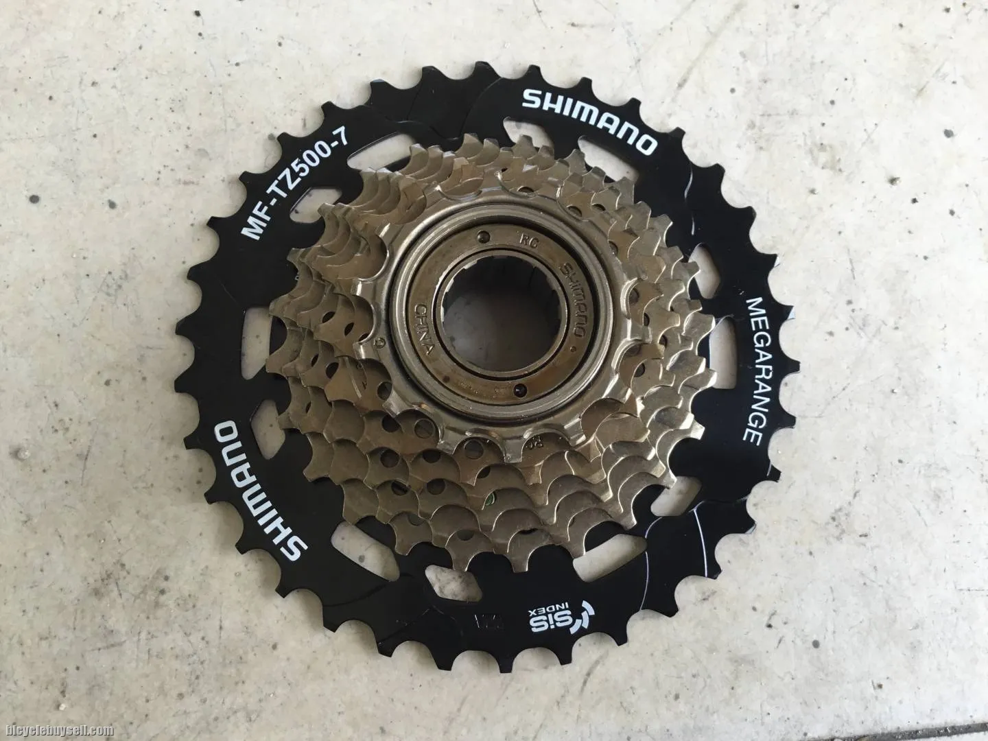Shimano Tourney 7speed FreeWheel Caset - free courier