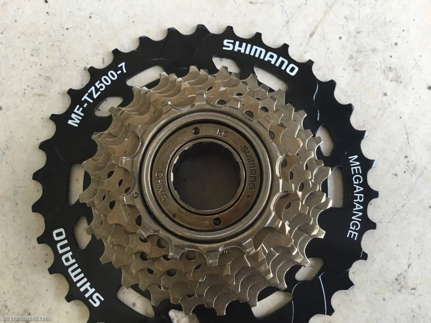 Shimano Tourney 7speed FreeWheel Caset - free courier