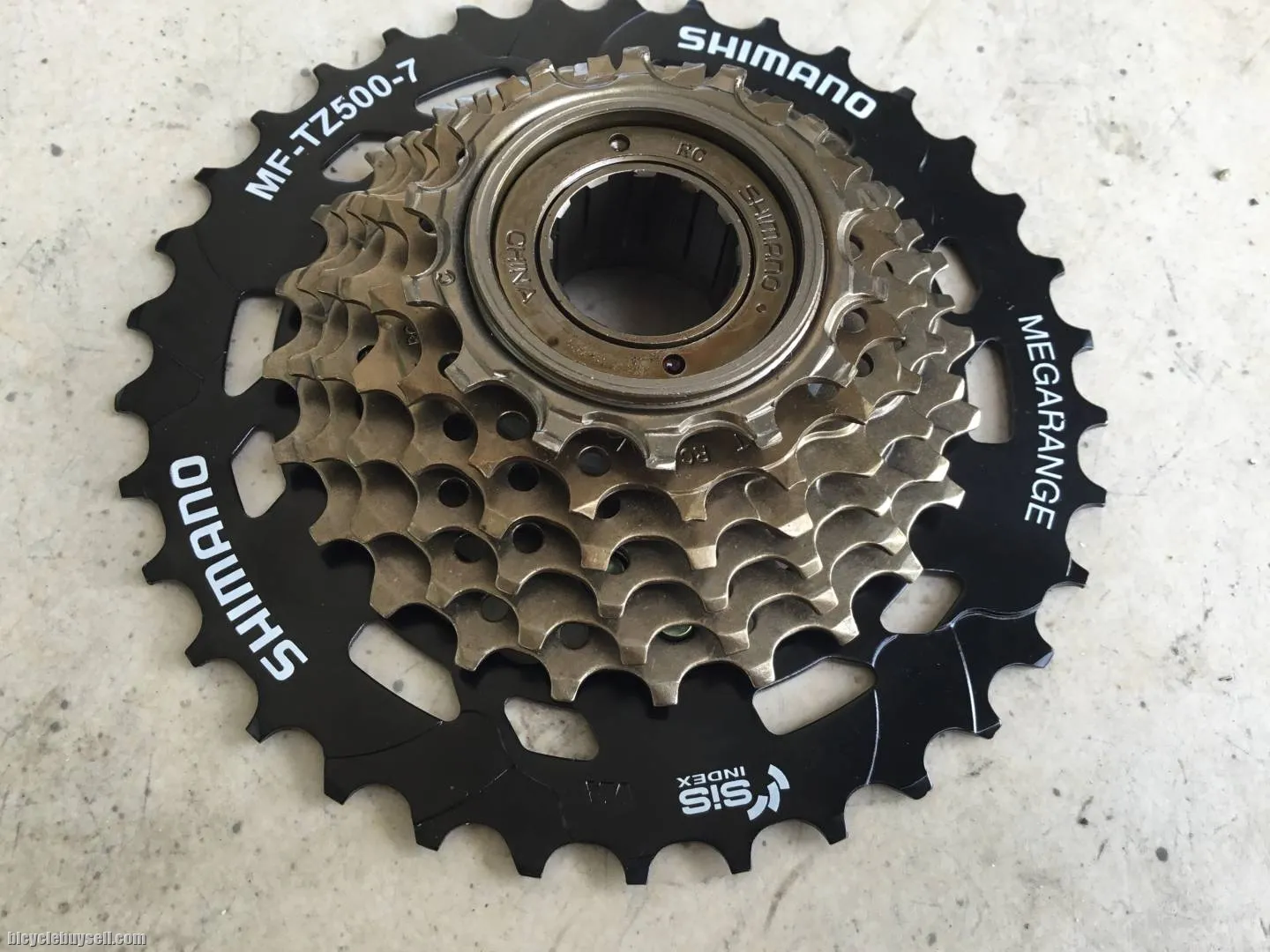 Shimano Tourney 7speed FreeWheel Caset - free courier