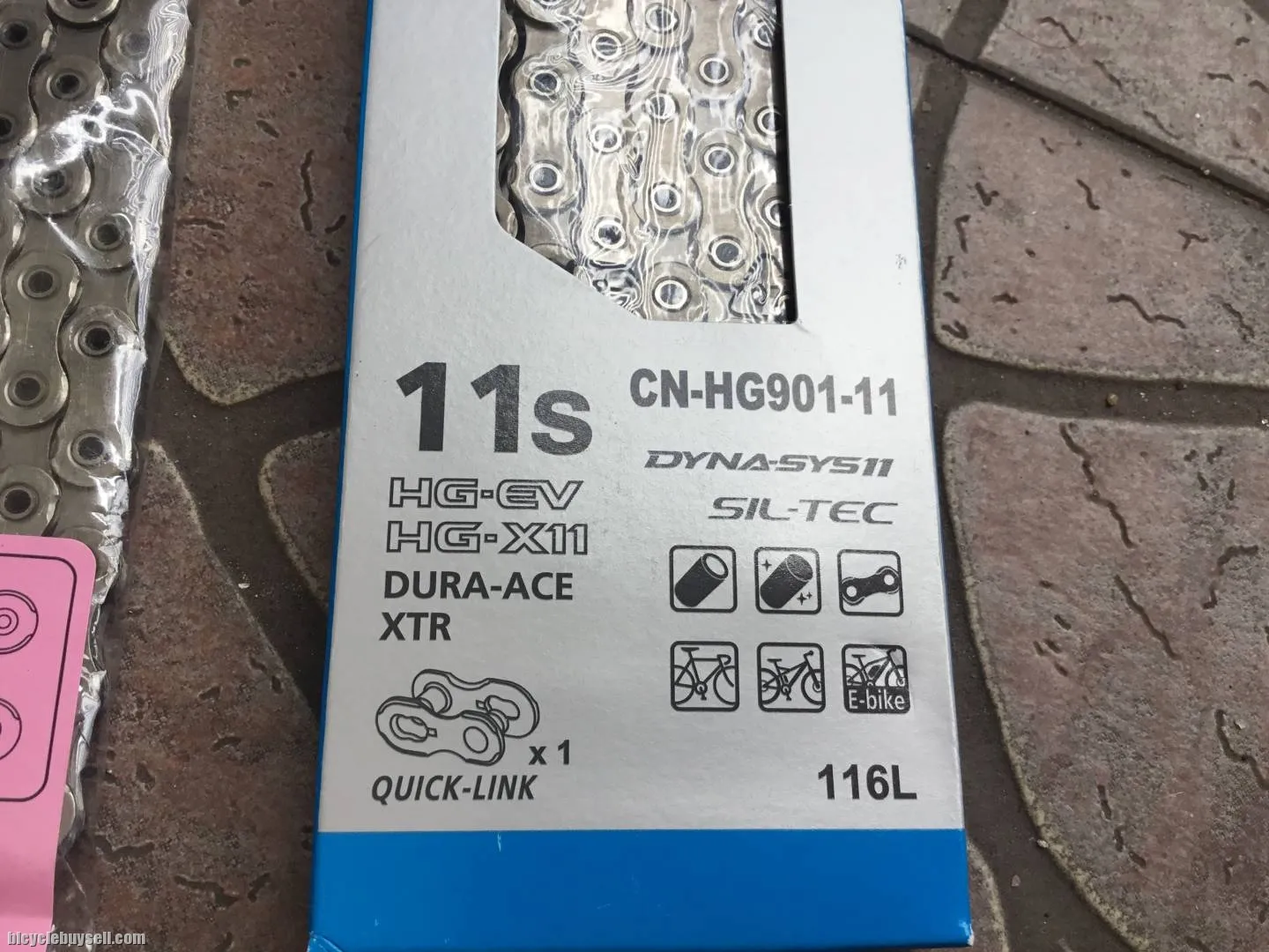 Shimano DuraAce HG901 Hollow Original 11s Chain - free courier