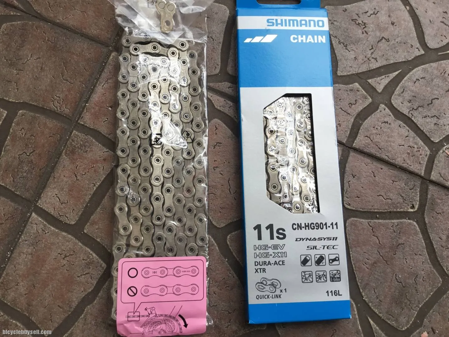 Shimano DuraAce HG901 Hollow Original 11s Chain - free courier