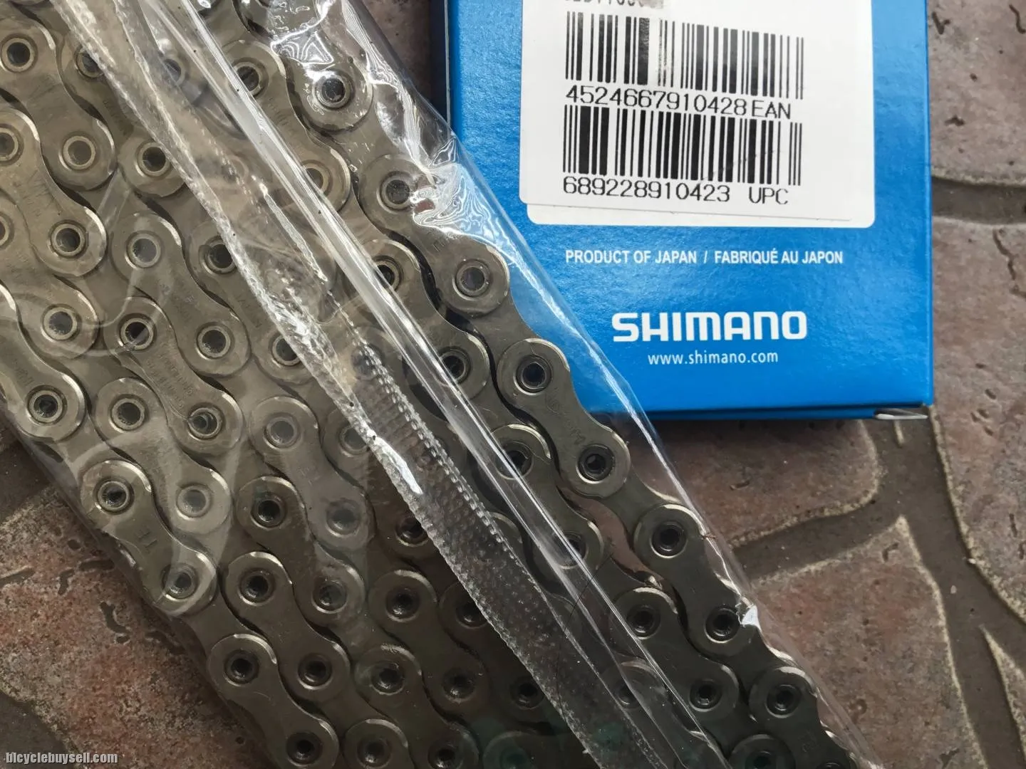 Shimano DuraAce HG901 Hollow Original 11s Chain - free courier