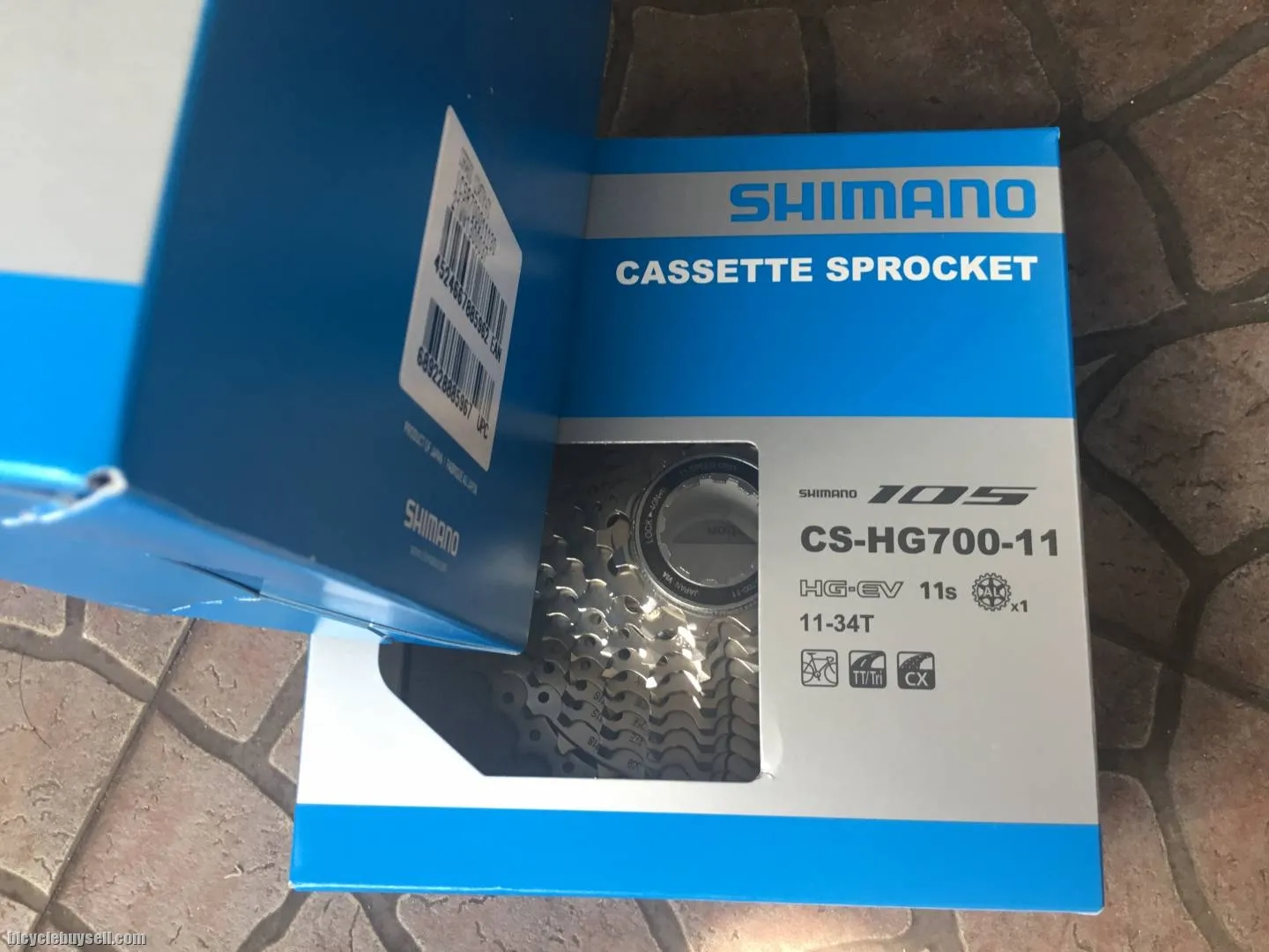 Shimano 105 R7000 11-34T Caset 11speed - free courier