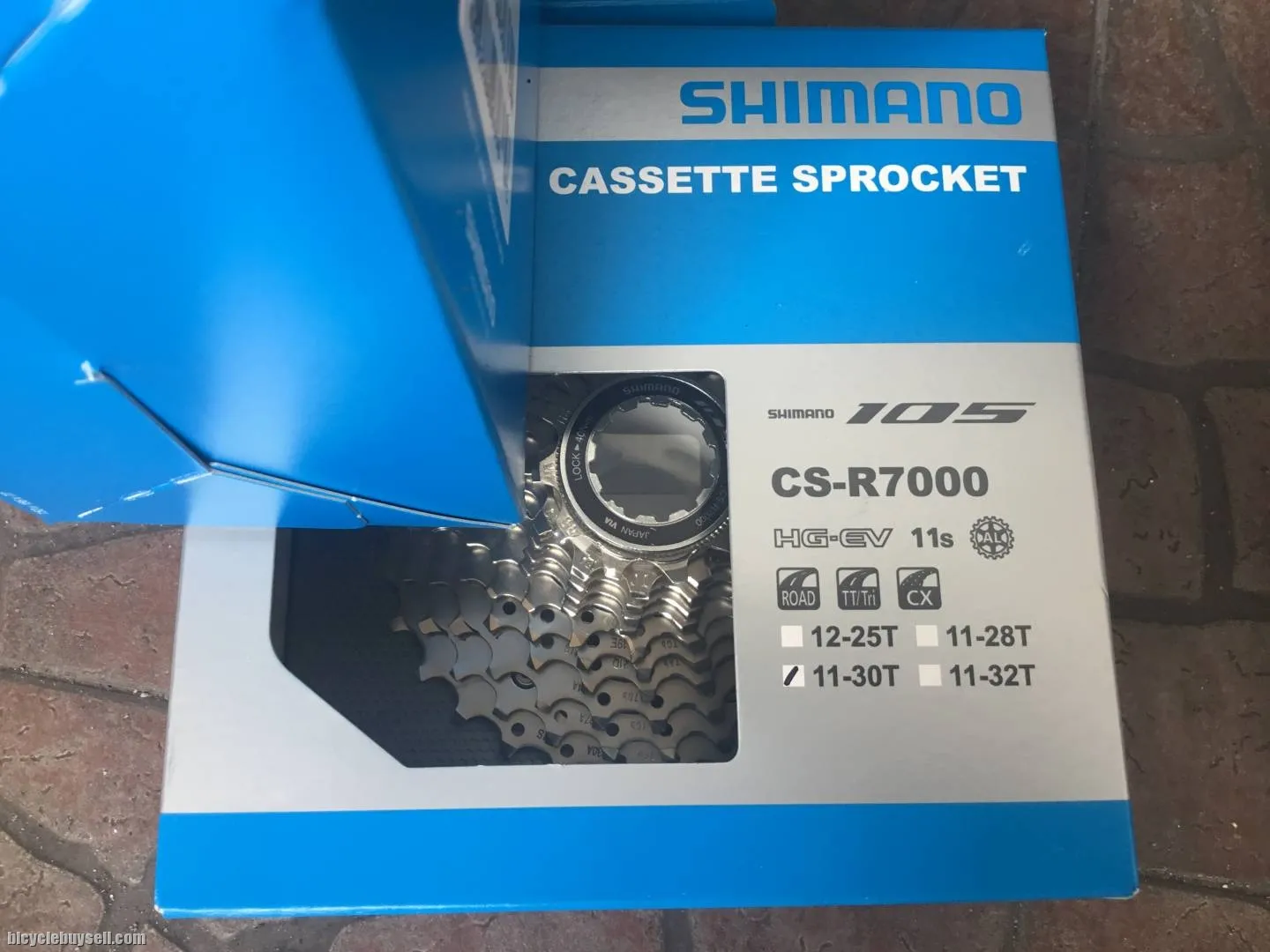 Shimano 105 R7000 11-34T Caset 11speed - free courier