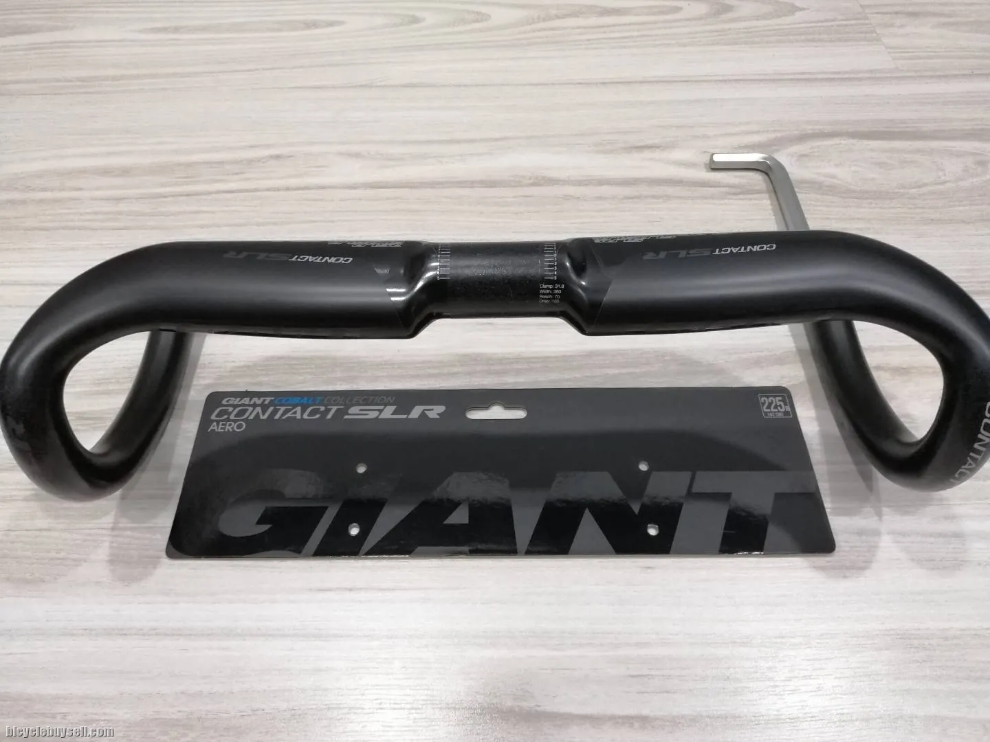 Giant Contact SLR Aero Carbon Handlebar 38cm (Center-to-Center)